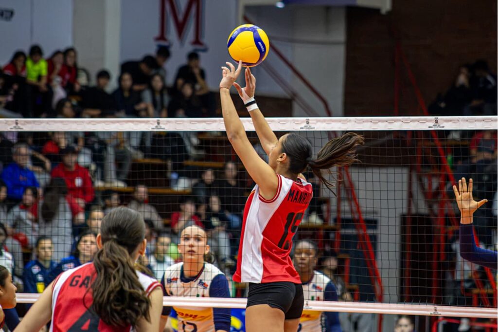 Perú cae ante Italia